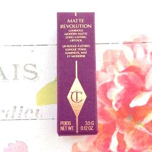 NWT🎀Charlotte Tilbury Matte Revolution Lipstick Walk Of No Shame Full Size✨